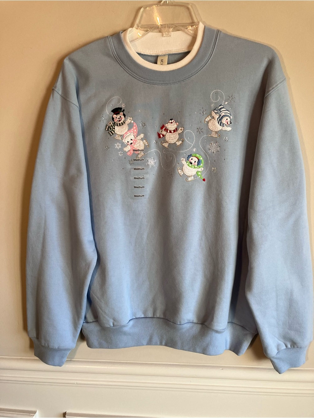 Morning Sun NWT size M, Christmas long sleeve Blue Crewneck Sweatshirt.